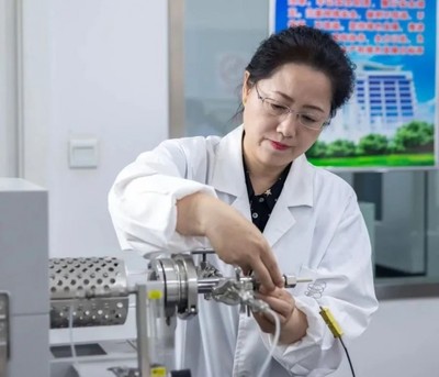 全国三八红旗手标兵宋晓玲:扎根边疆32载 守正创新树标杆